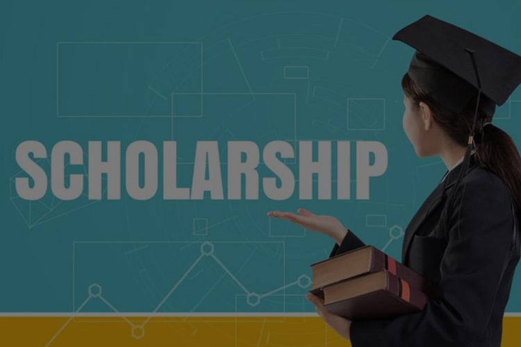 How to Find and Apply for Scholarships Abroad